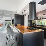 Villa Eleven