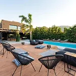 Villa Eleven
