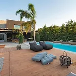 Villa Eleven
